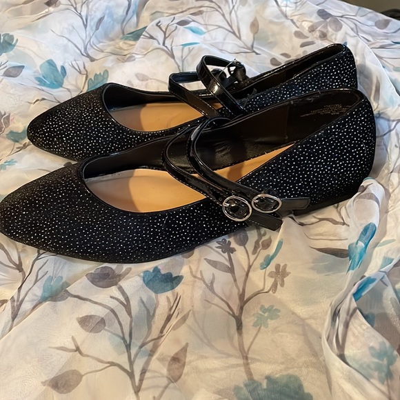 Torrid Mary Jane-Black Velvet Glitter size 9 - Picture 2 of 5